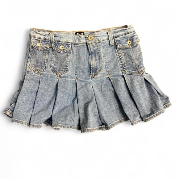 Dolce & Gabbana/D&G “Pin Up” mini skirt - Picture 2 of 5